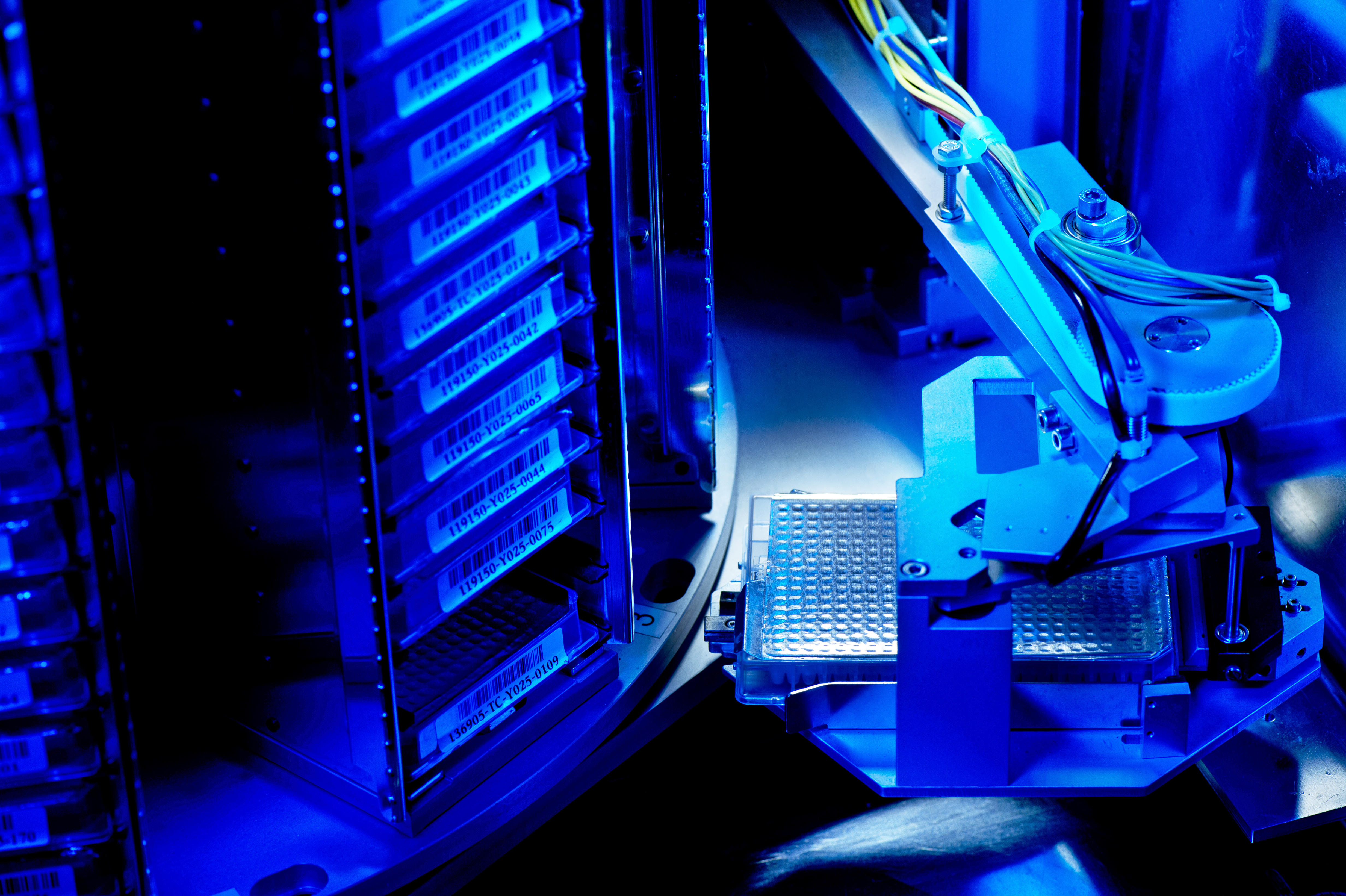 Screening System Compound plate handling